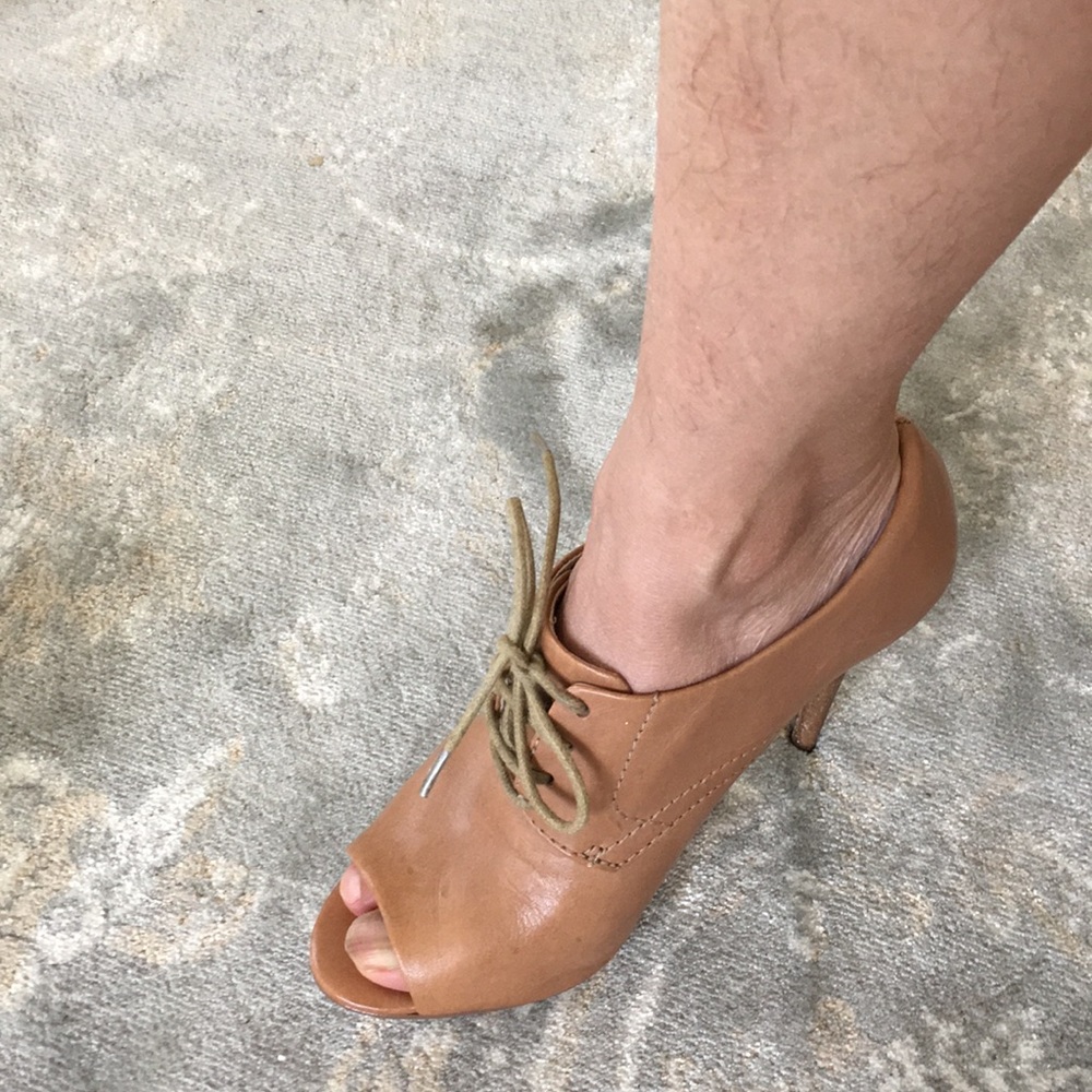Michael Kors size 6.5